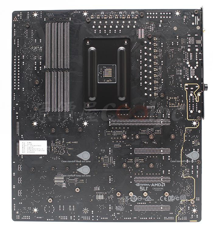 coolpc-X570-GODLIKE-15