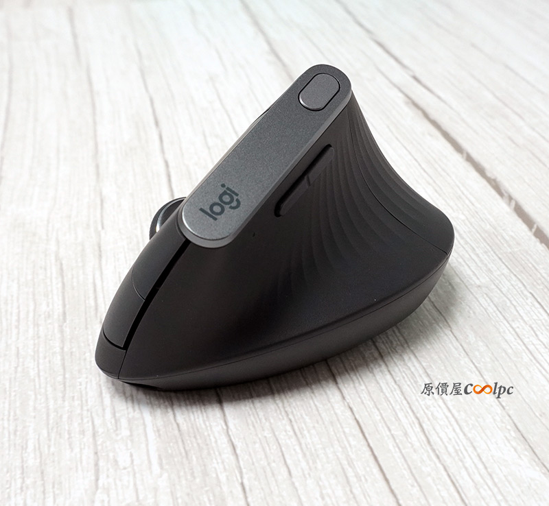 coolpc-logi-mxvertical-23