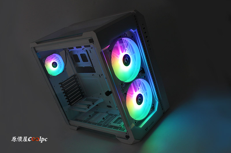 coolpc-thermaltake-view51-55