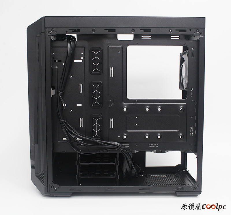 coolpc-coolermaster-mb540-31