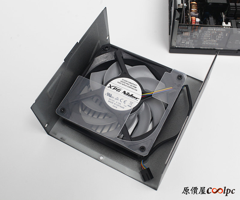 coolpc-xpg-cybercore1300w-19