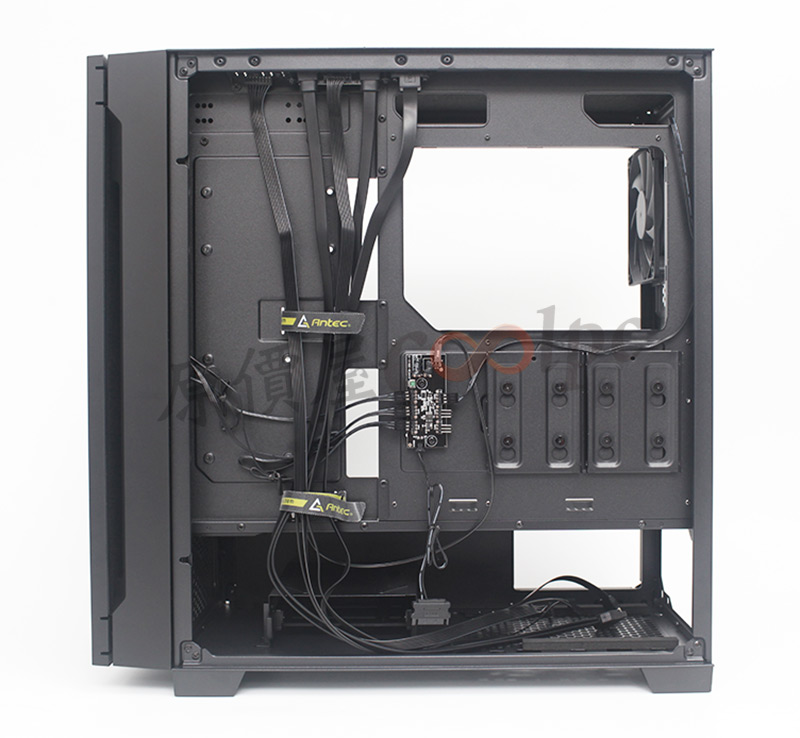 coolpc-antec-p10c-29