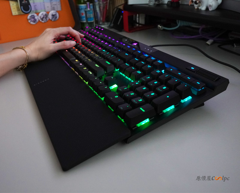 coolpc-corsair-k70rgb-pro-31