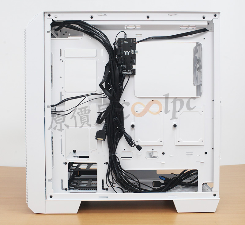 coolpc-thermaltake-view300mx-36