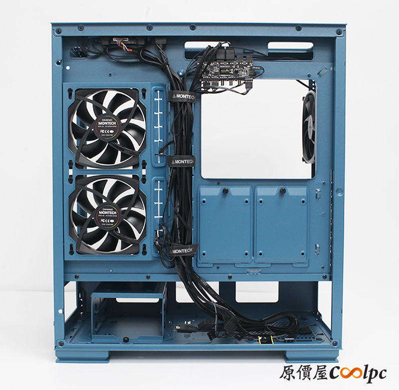 coolpc-montech-skytwo-35