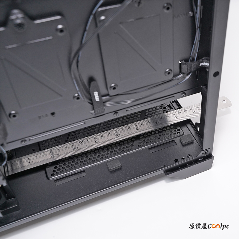coolpc-mpg-gungnir-300r-airflow-30