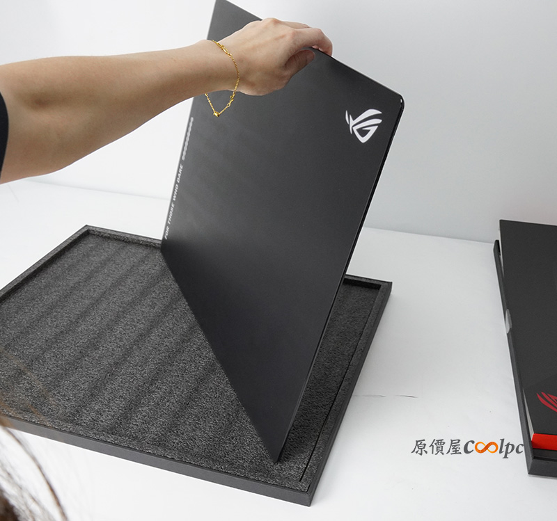 coolpc-asus-rog-scope-rx-52
